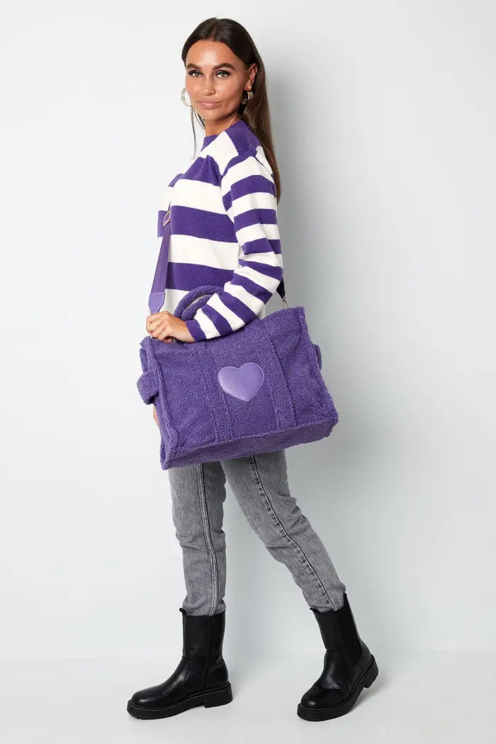 The Edit - Teddy Heart shopper in Purple