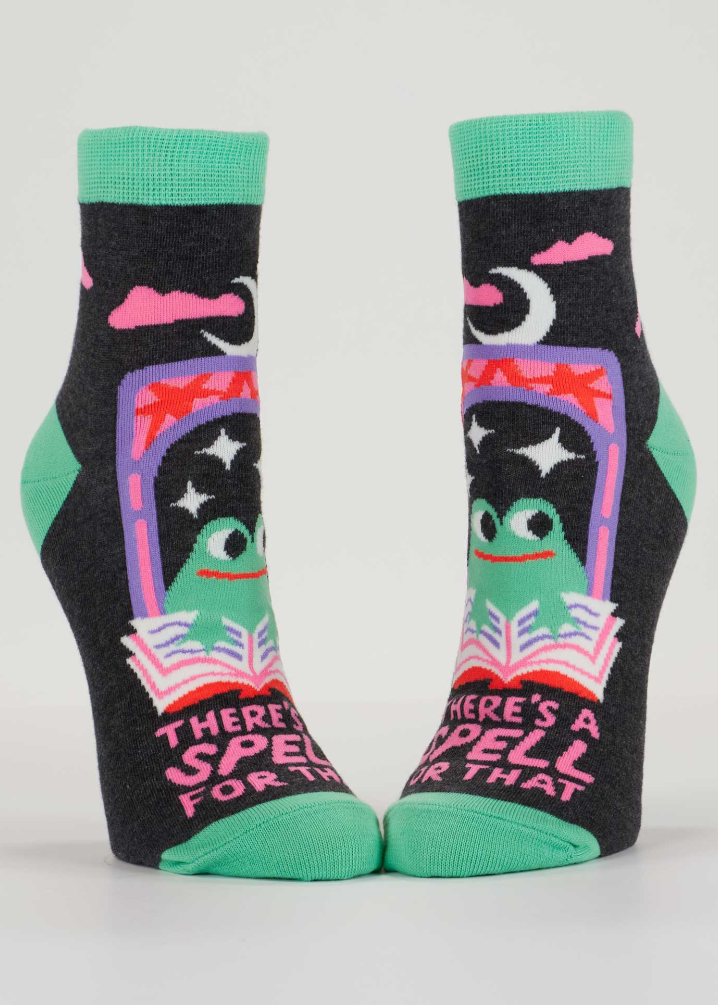 Blue Q - There’s a Spell for that Frog Ankle Socks