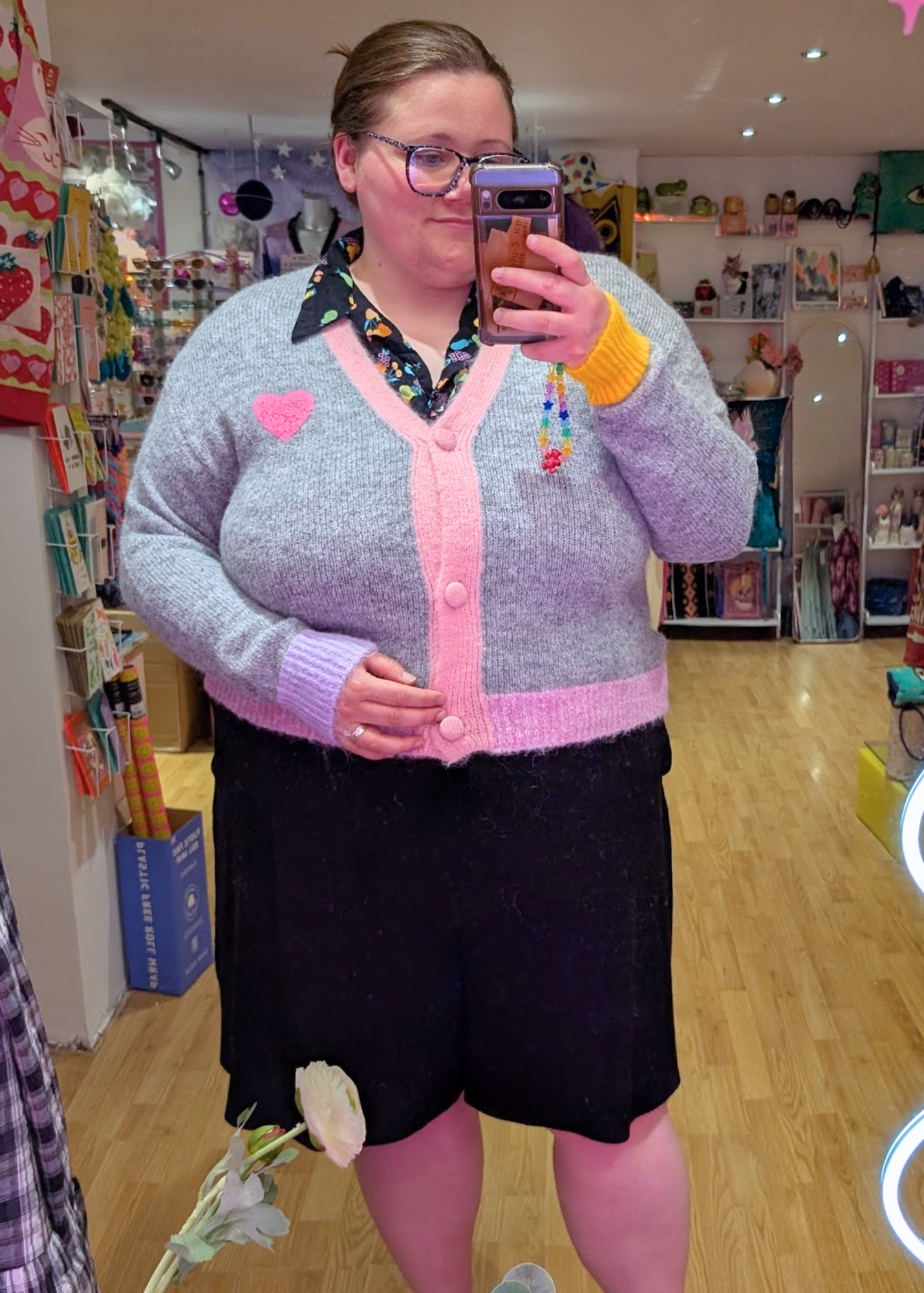 The Edit - Colourblock Love LA Cardigan in Grey
