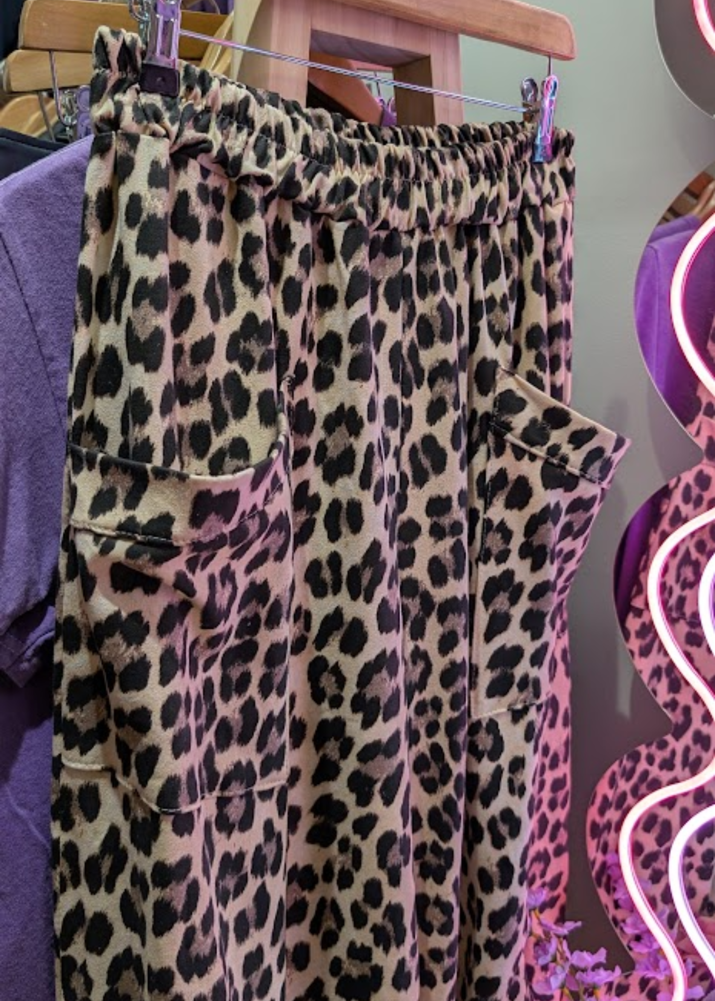 The Edit - Leopard Print Cropped Cocoon Joggers