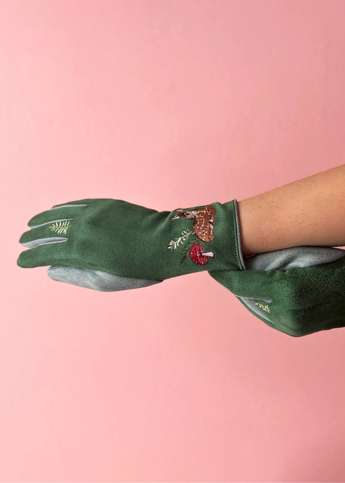 House of Disaster - Secret Garden Embroidered Deer Gloves