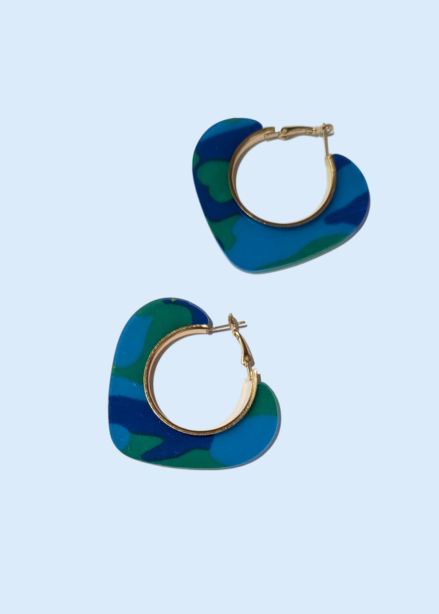 The Edit - Blue & Green Heart Acrylic Hoop Earrings