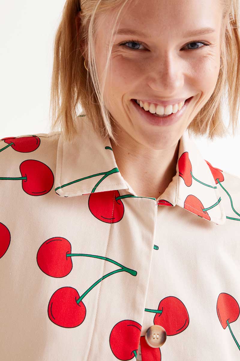 Compañia Fantastica - Cream Coat with Cherries Print