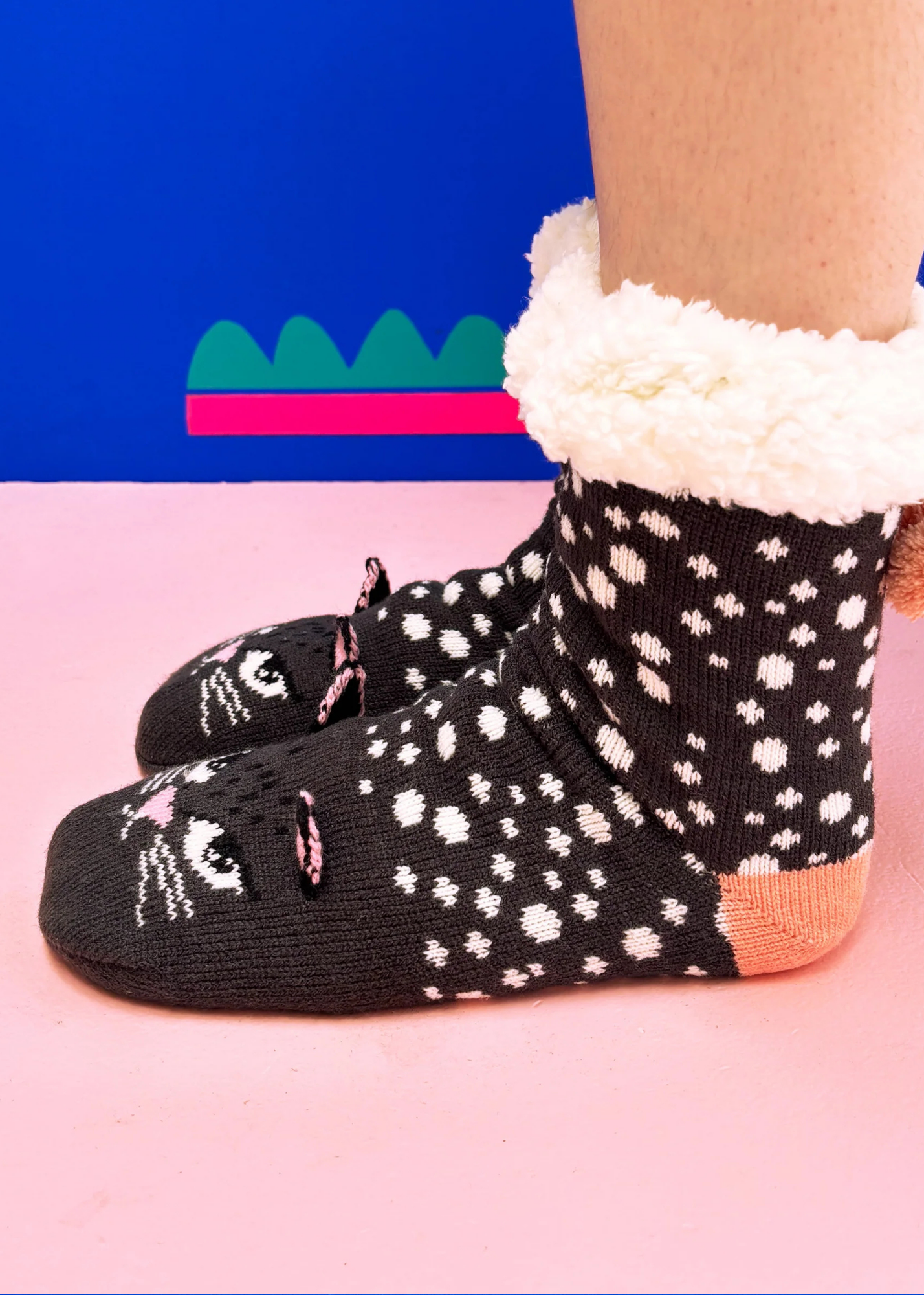 House of Disaster - Feline Cat Face Slipper Socks