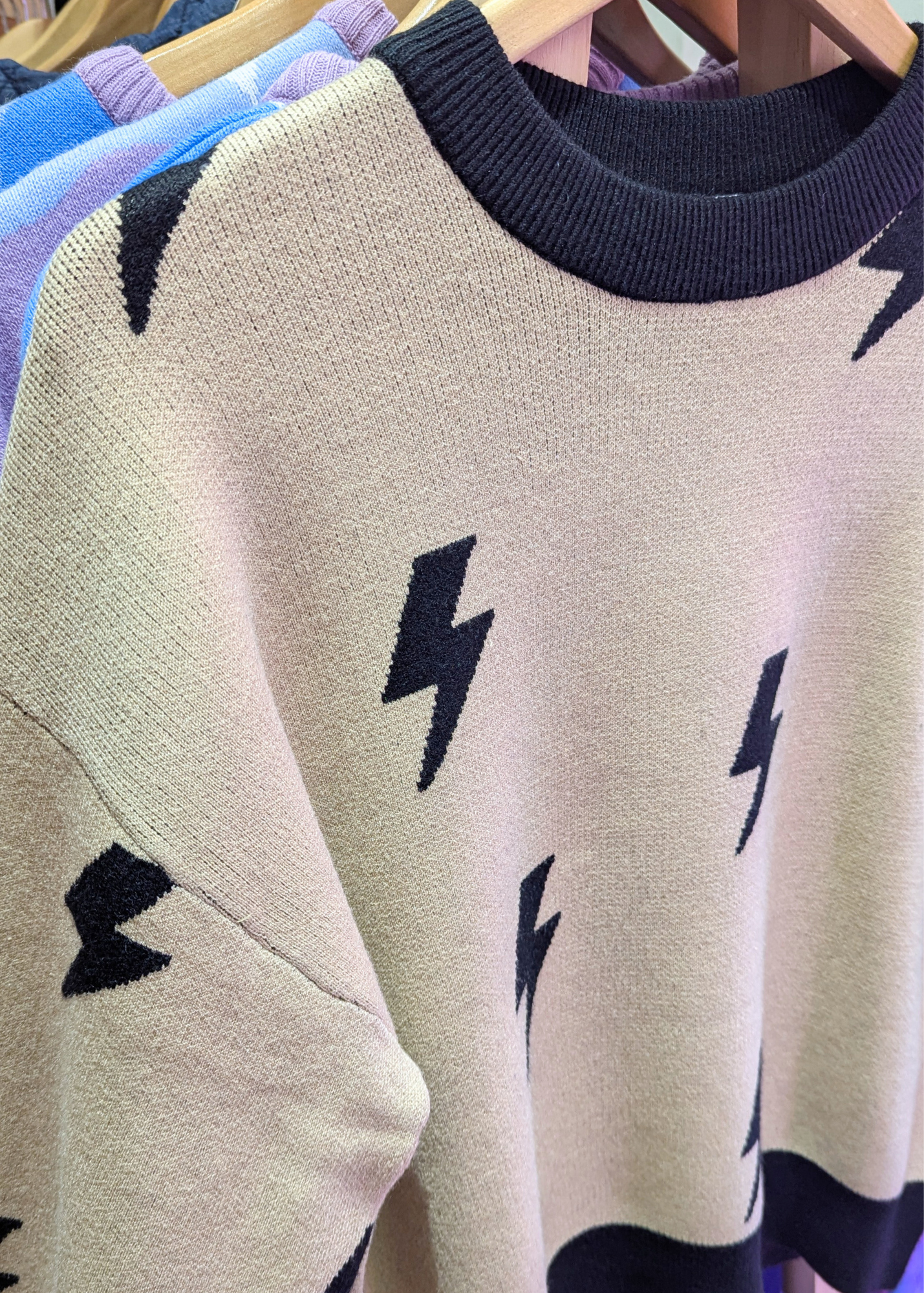 Noisy May - Beige Lightning Bolt Sweater