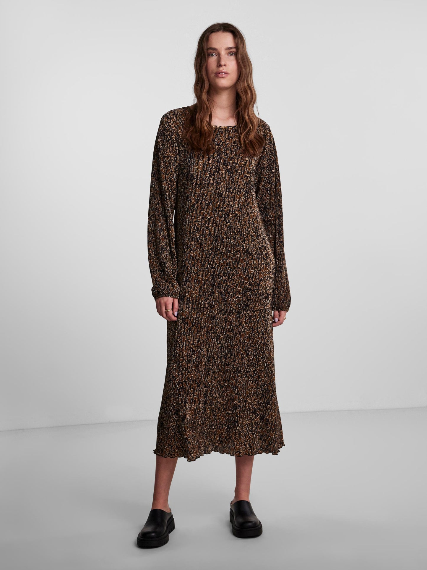 Pieces - Plisse Abstract Animal Print Long-Sleeve Midi Dress