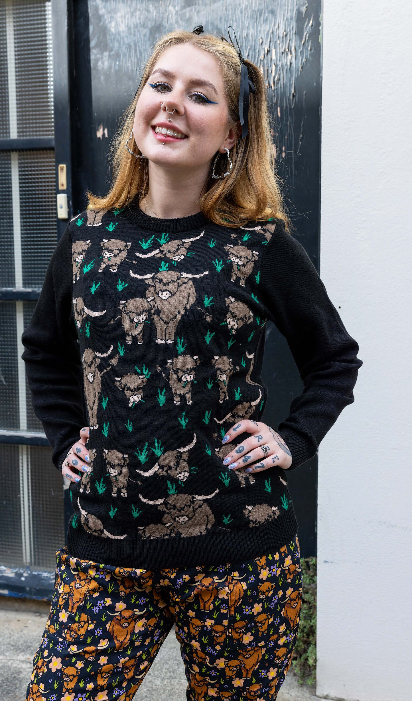 Run & Fly - Highland Cow Jumper