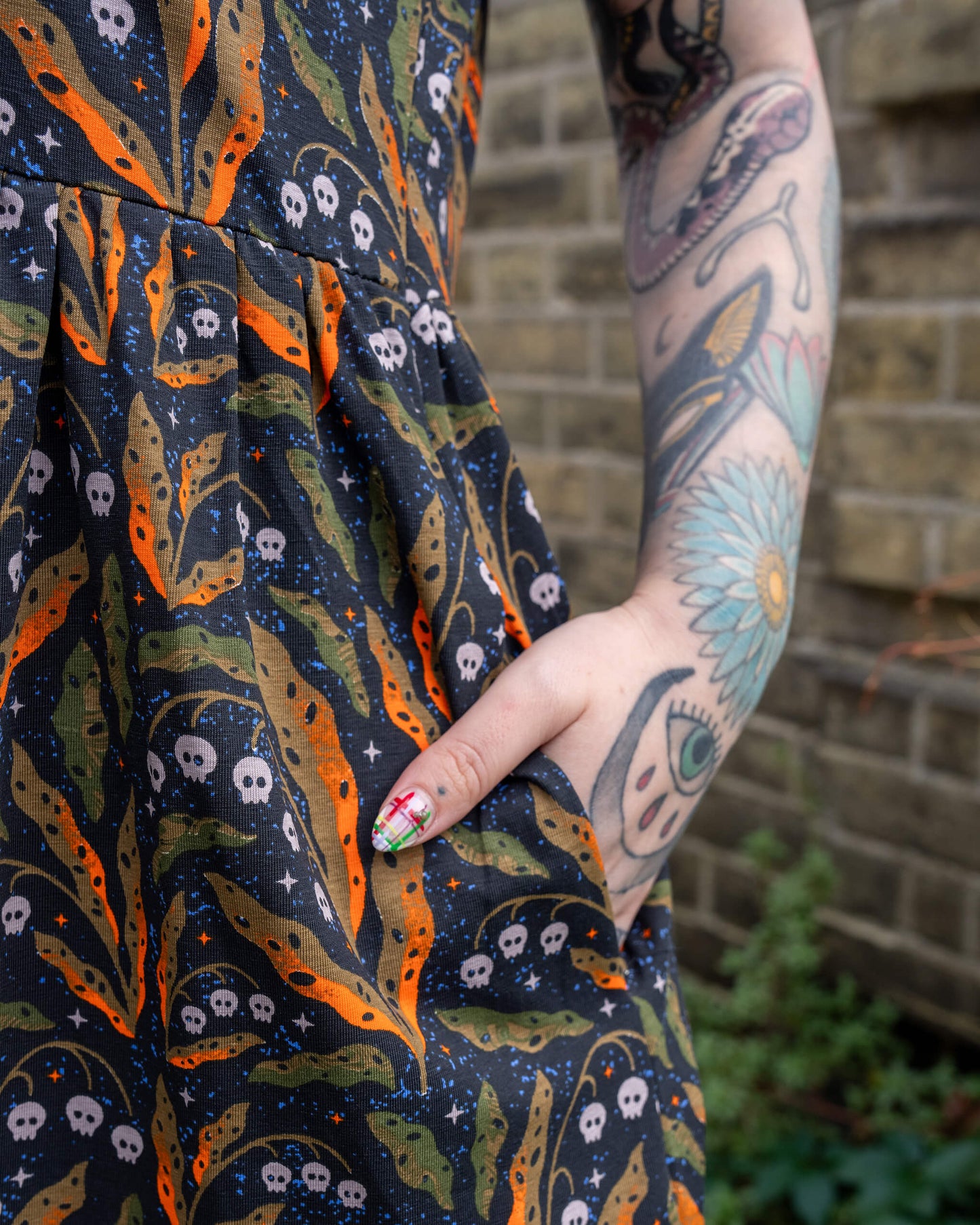 Run & Fly - Poison and Plants Oversized Smock Dress