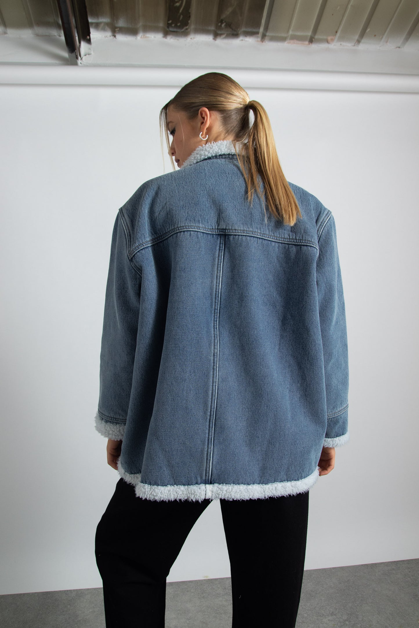 Daisy Street - Oversized Fur Trim Denim Jacket