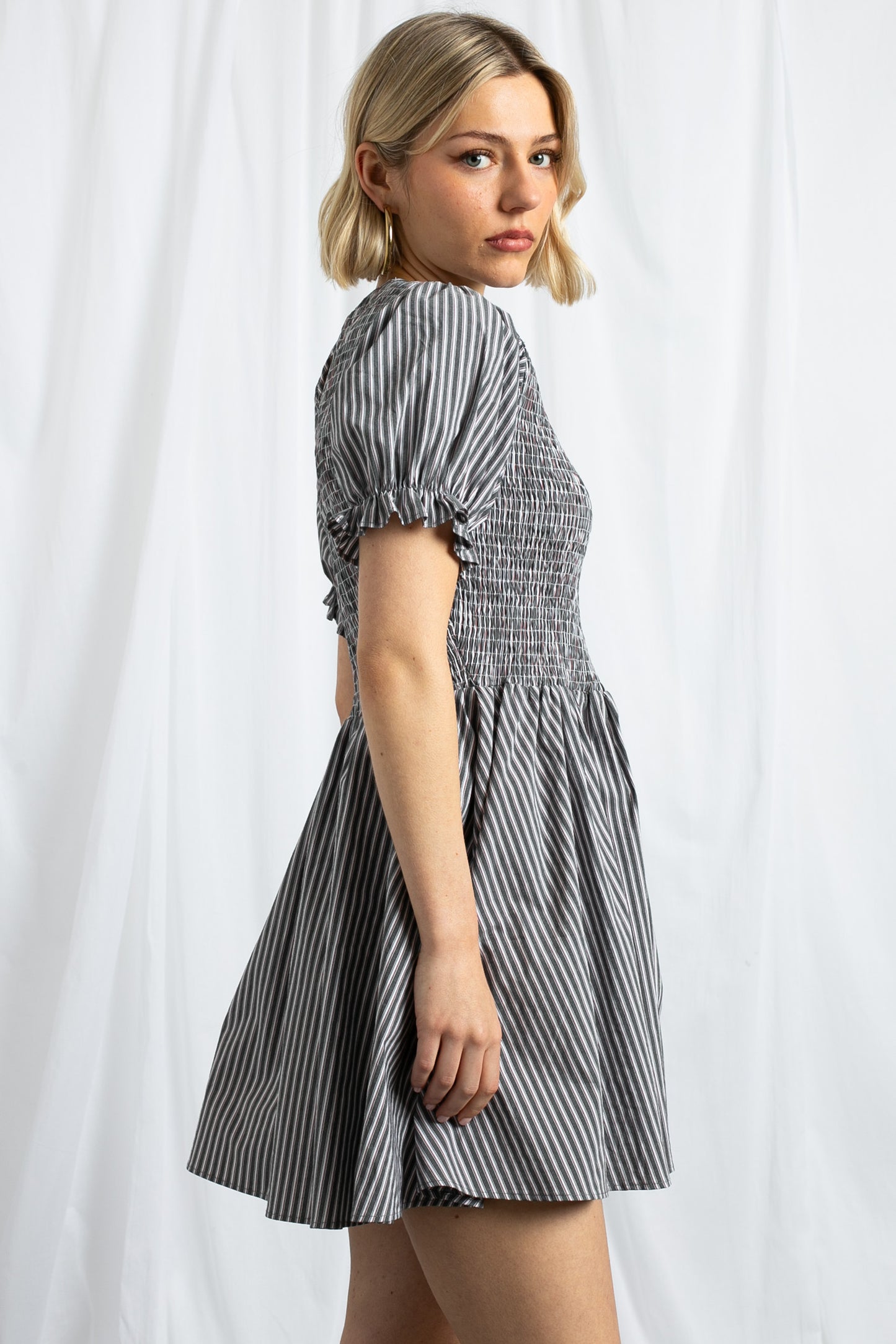 Daisy Street - Grey & Red Striped Puff Sleeve Mini Dress