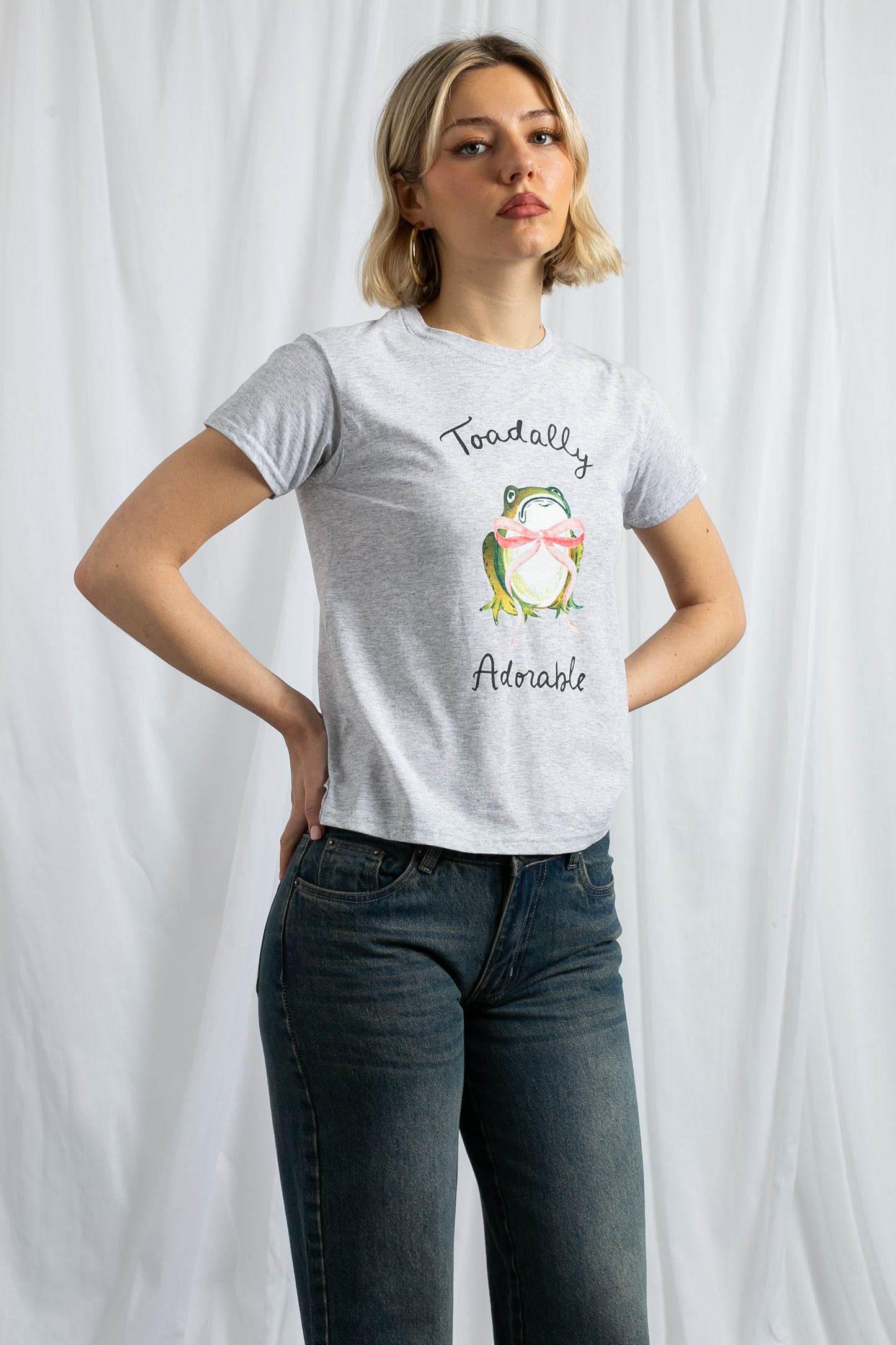 Daisy Street - Toadally Adorable Graphic Grey Baby Tee
