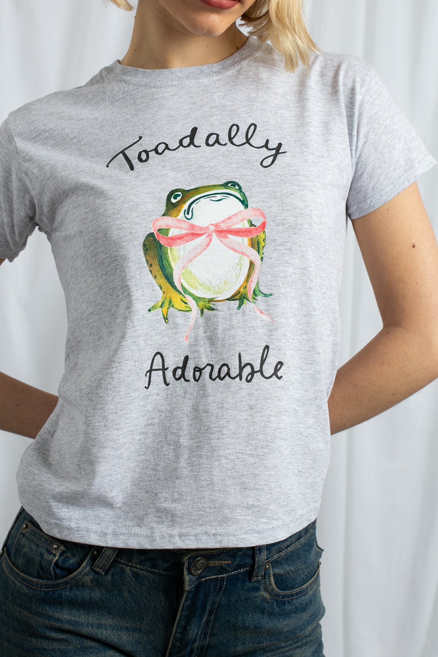 Daisy Street - Toadally Adorable Graphic Grey Baby Tee