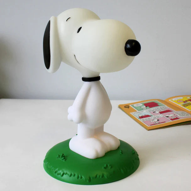 House of Disaster - Peanuts Standing Snoopy LED Lamp