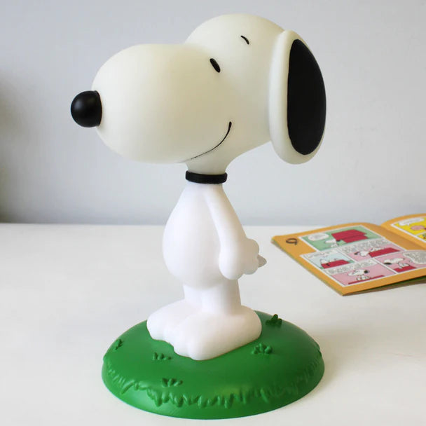 House of Disaster - Peanuts Standing Snoopy LED Lamp