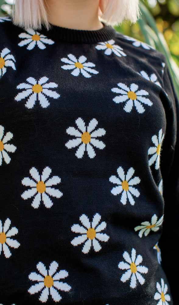 Run & Fly - Unisex Daisy Jumper
