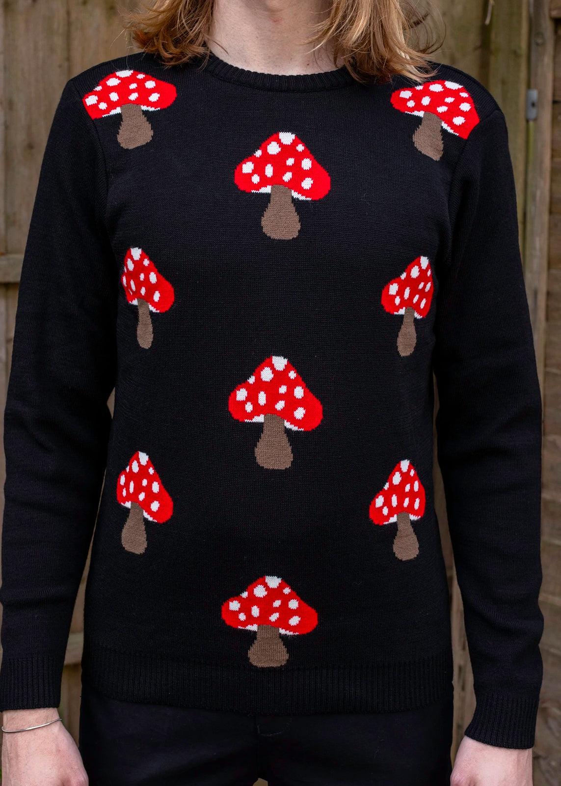 Run & Fly - Black Mushroom Jumper