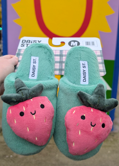 Daisy Street - Strawberry Plush Slippers