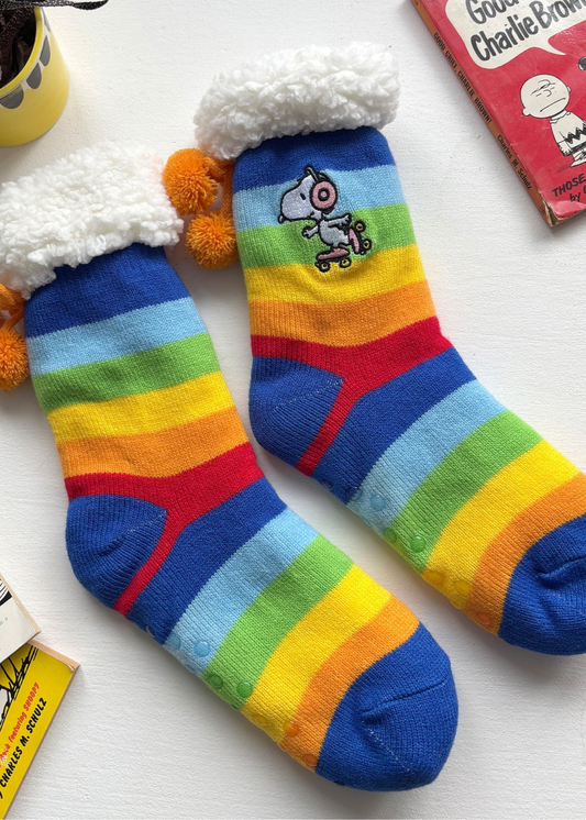 House of Disaster - Peanuts Rainbow Slipper Socks
