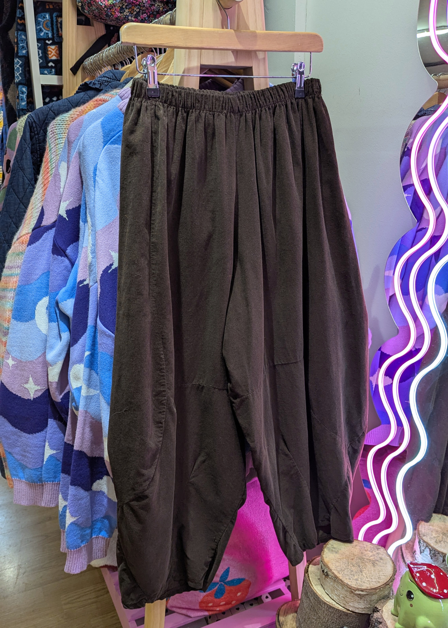 The Edit - Brown Needle Cord Cocoon Joggers