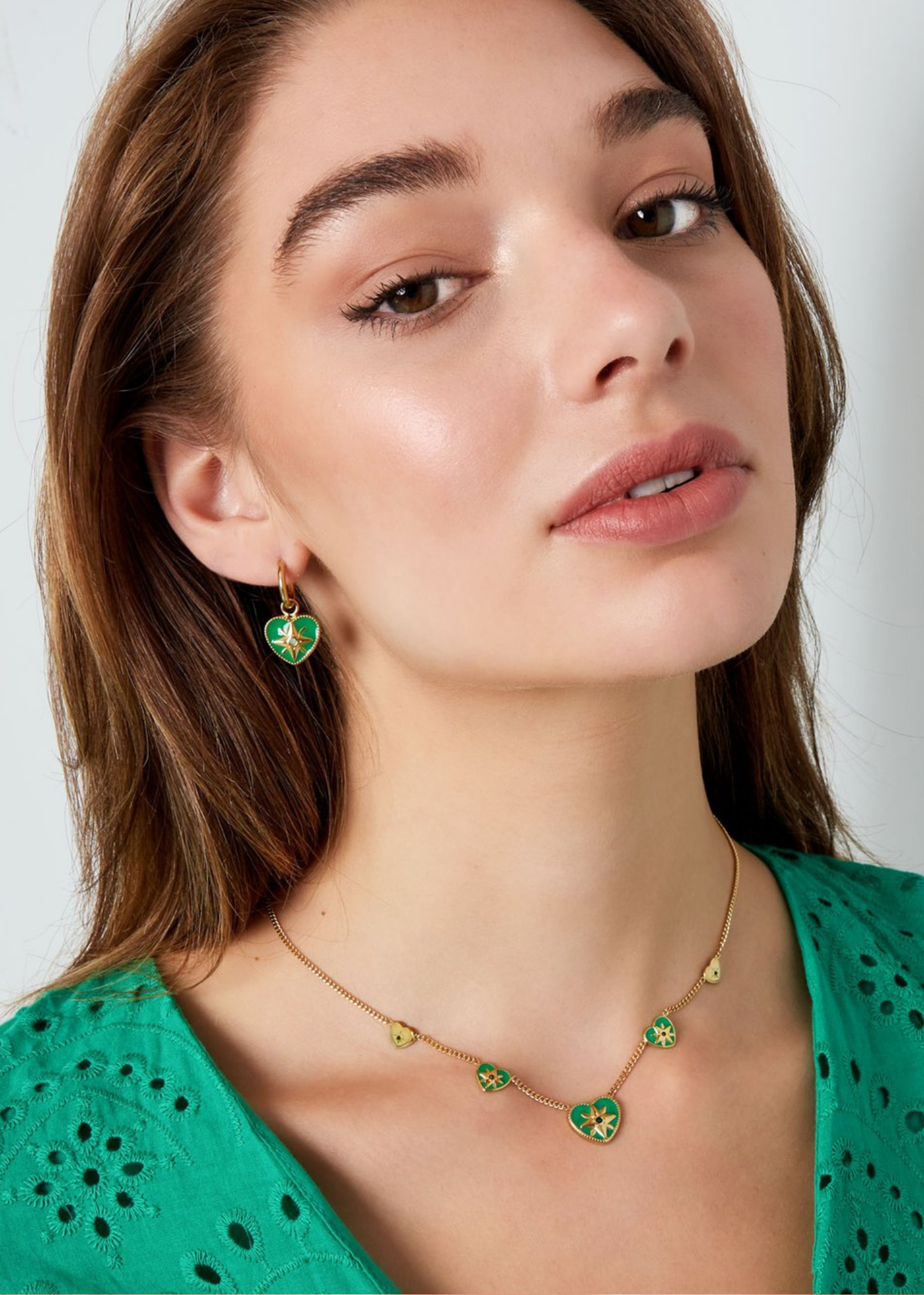The Edit - Green Hearts Necklace in Gold
