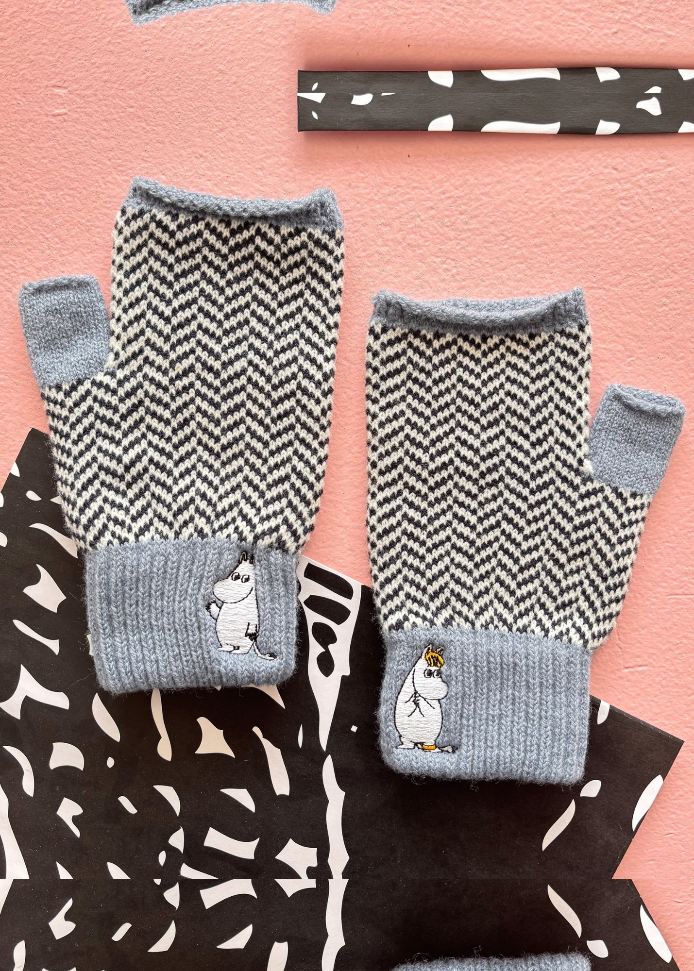 House of Disaster - Moomin Herringbone Fingerless Gloves