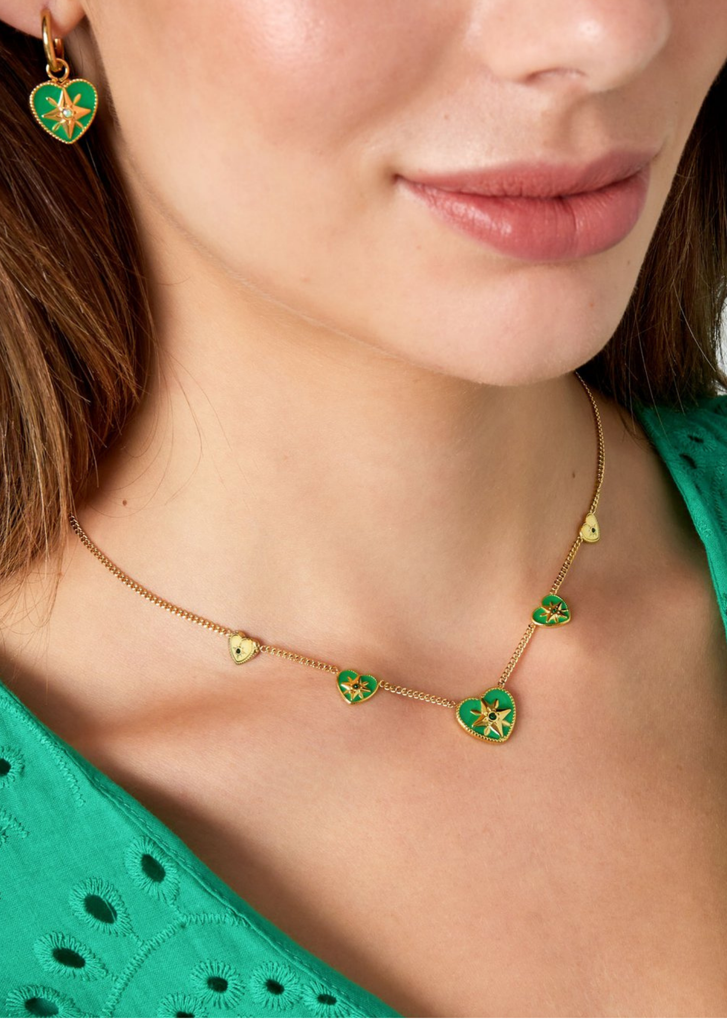 The Edit - Green Hearts Necklace in Gold
