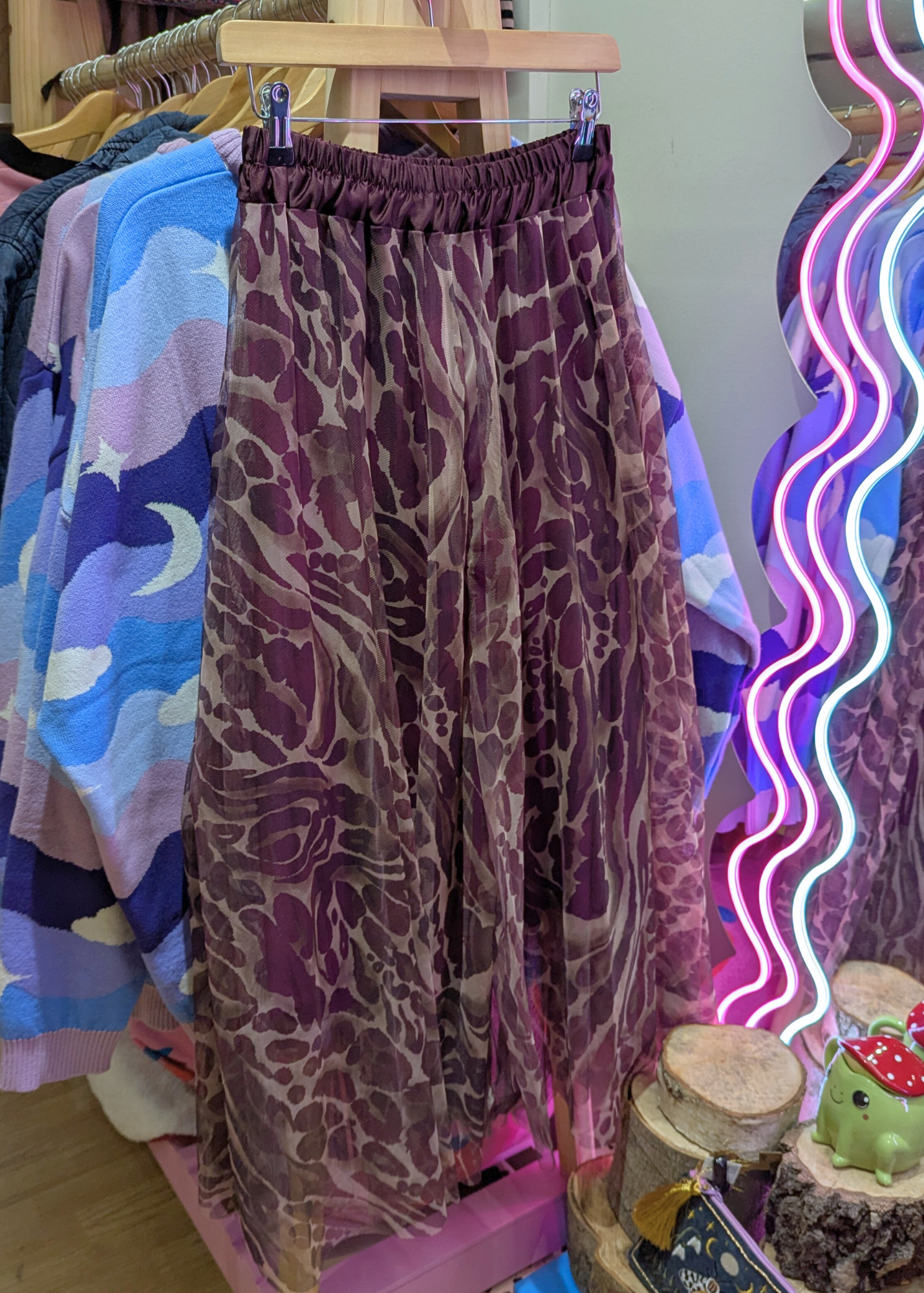 The Edit - Burgundy & Stone Leopard Mesh Midi Skirt