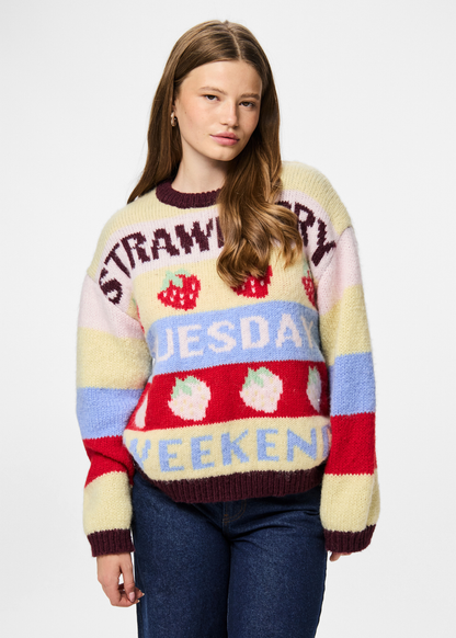 Pieces - Strawberry Weekend Knit Jumper