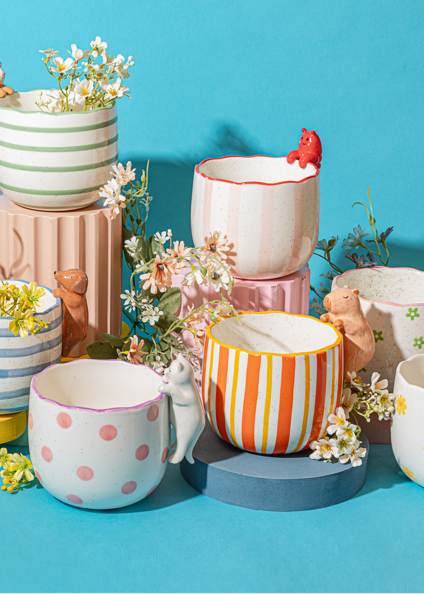 Sass & Belle - Peeking Capybara Planter