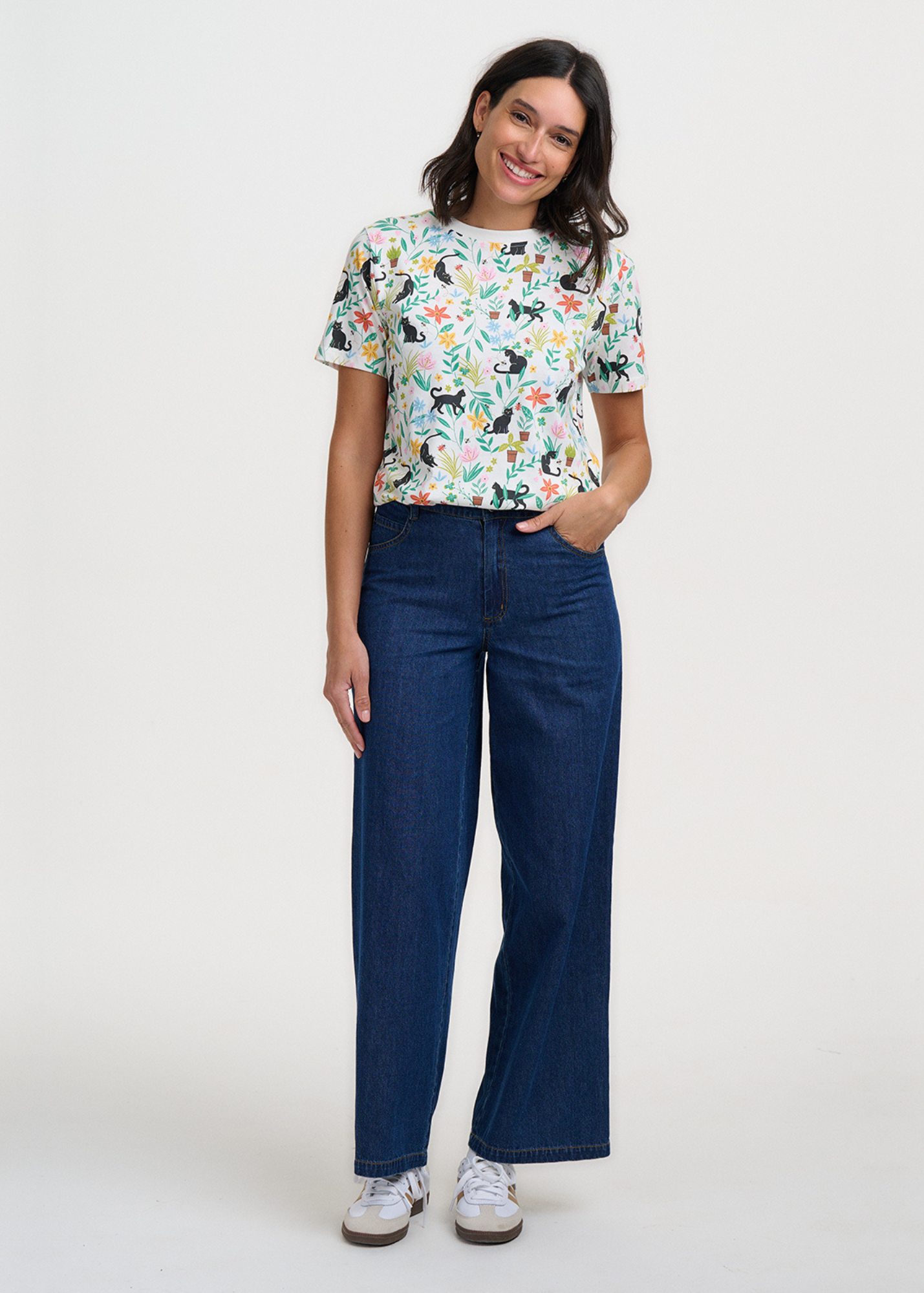 Sugarhill Brighton - Maggie Garden Cats Tee