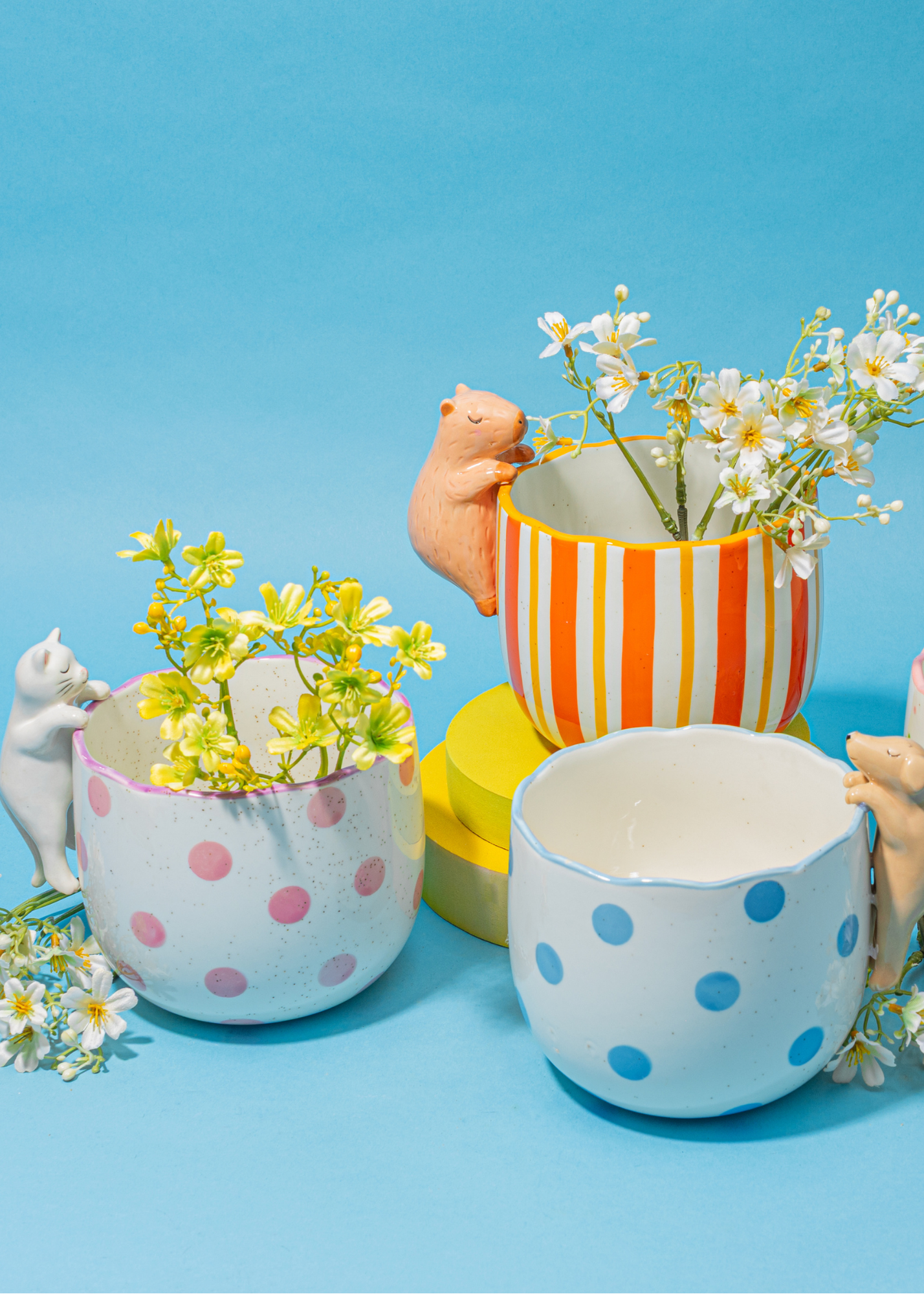 Sass & Belle - Peeking Capybara Planter