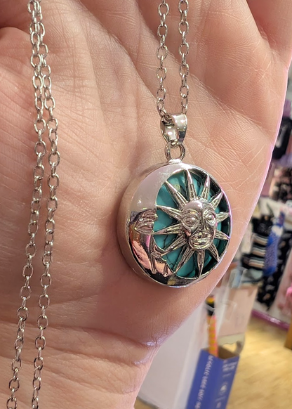 The Edit - Sun & Moon Agate Pendant in Turquoise