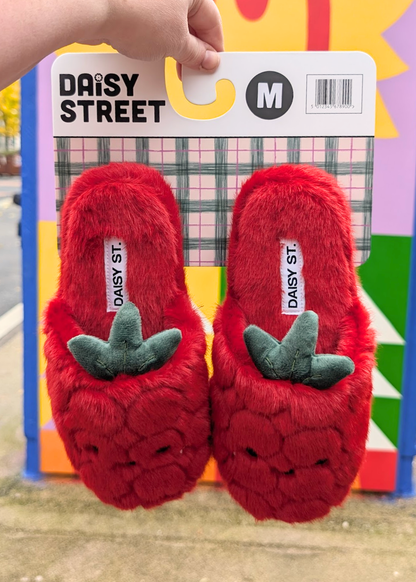 Daisy Street - Raspberry Plush Slippers