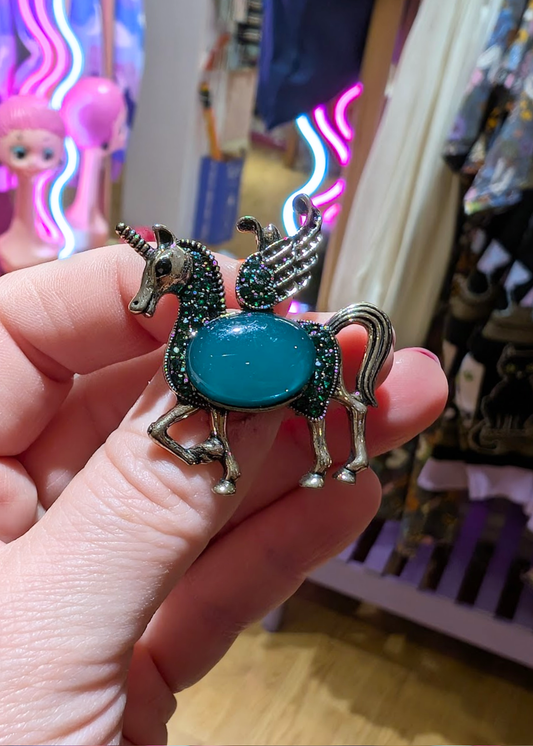 The Edit - Jade Unicorn Brooch