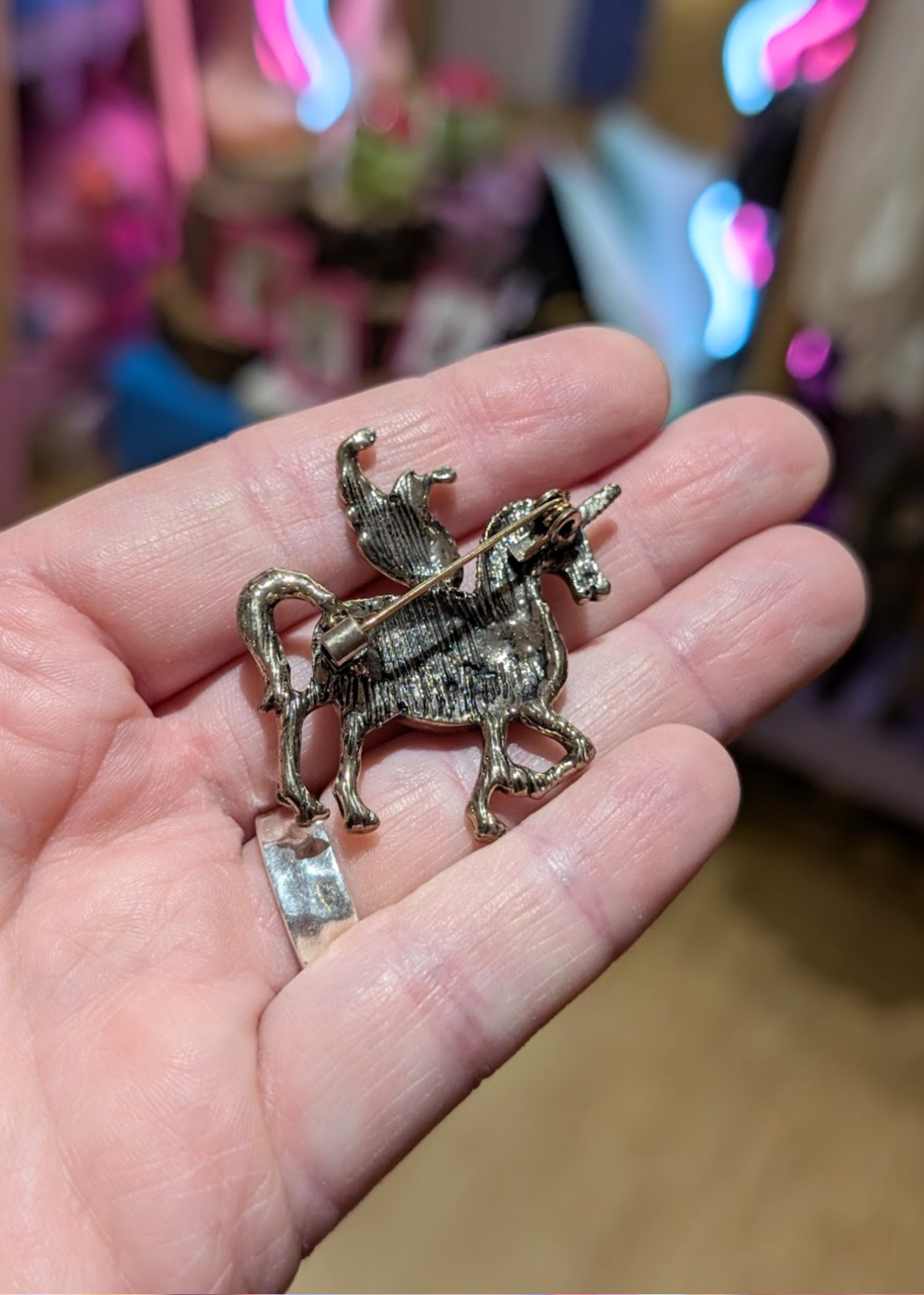 The Edit - Jade Unicorn Brooch