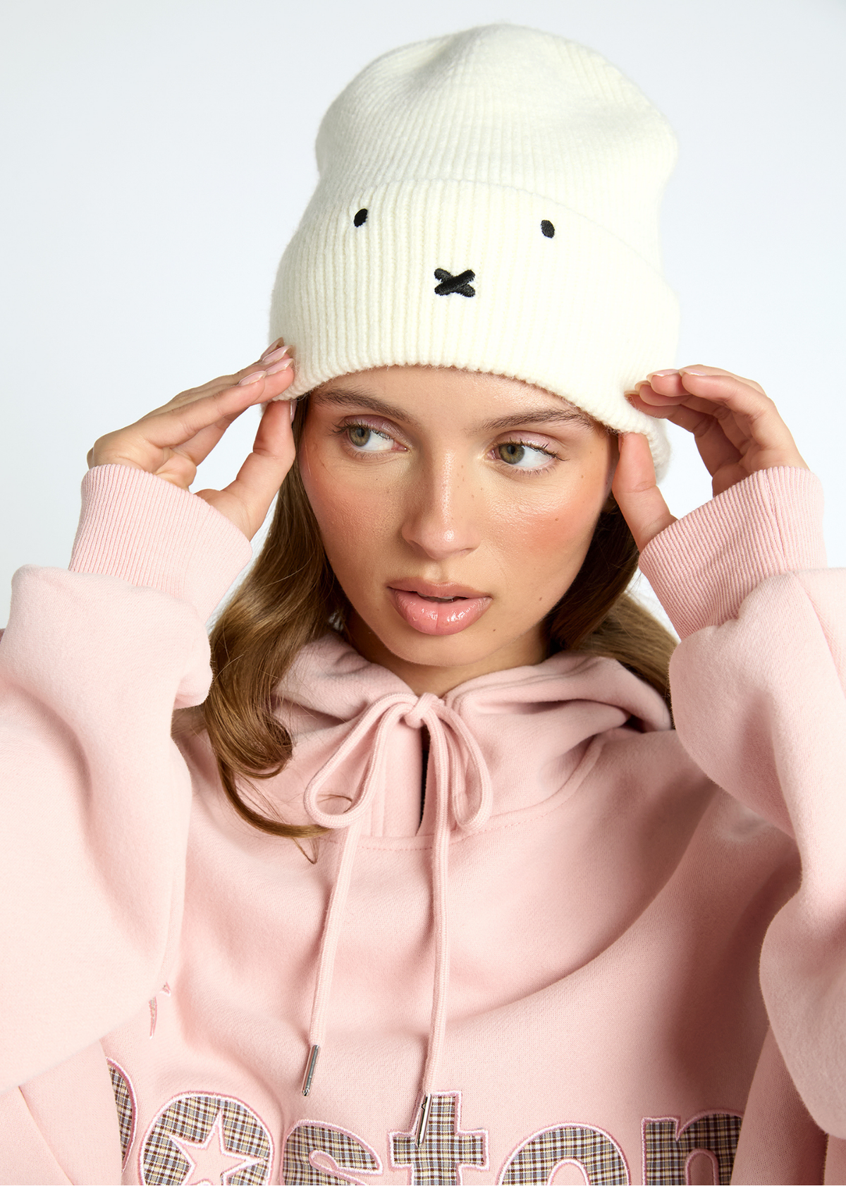 Daisy Street - White Embroidered Miffy Beanie Hat