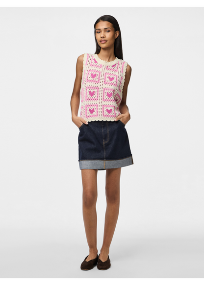 Pieces - Pink Heart Knitted Sweater Vest