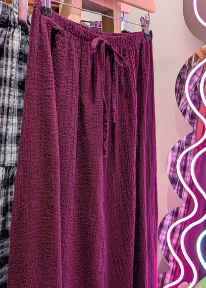The Edit - Burgundy Crinkle Trousers