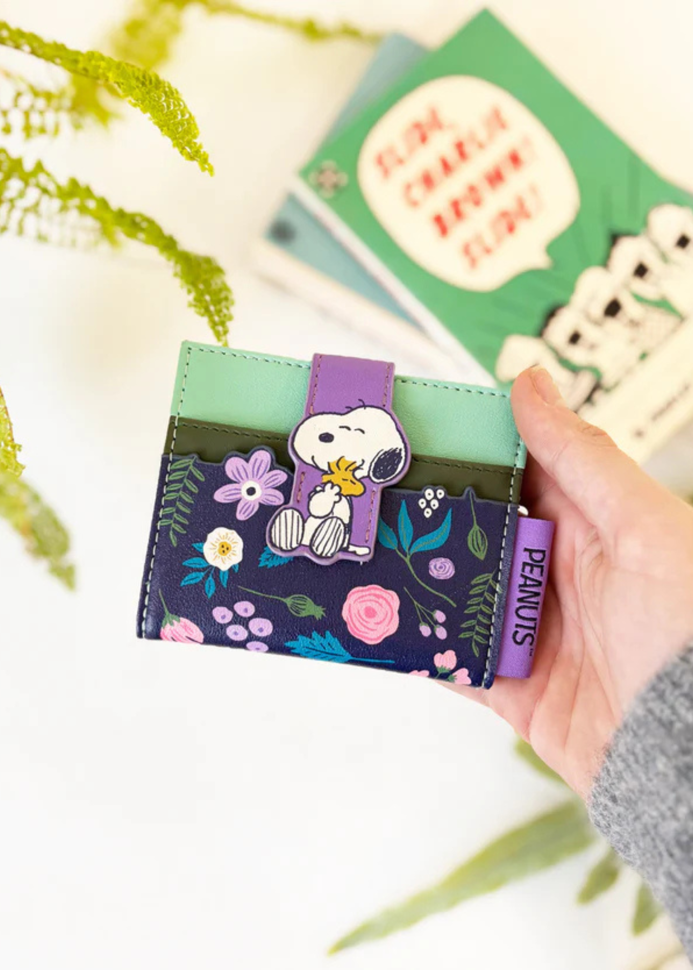 House of Disaster - Peanuts Floral Foldover Cardholder