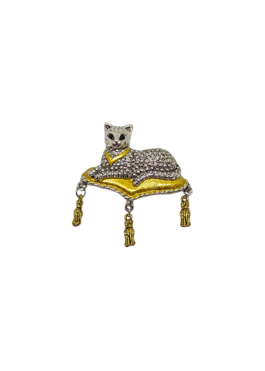 The Edit - Cat on a Cushion Brooch