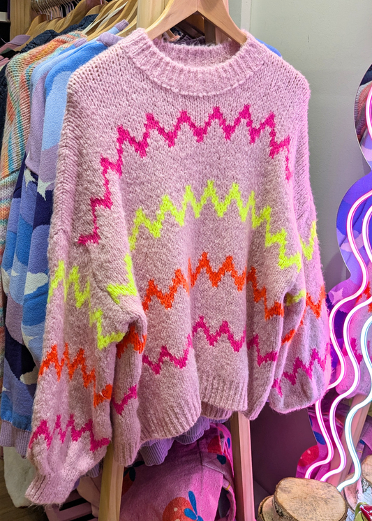 The Edit - Neon Zig Zag Knit Jumper in Pale Pink
