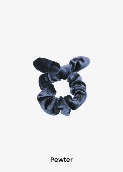 The Edit - Single Velvet Bow Scrunchie