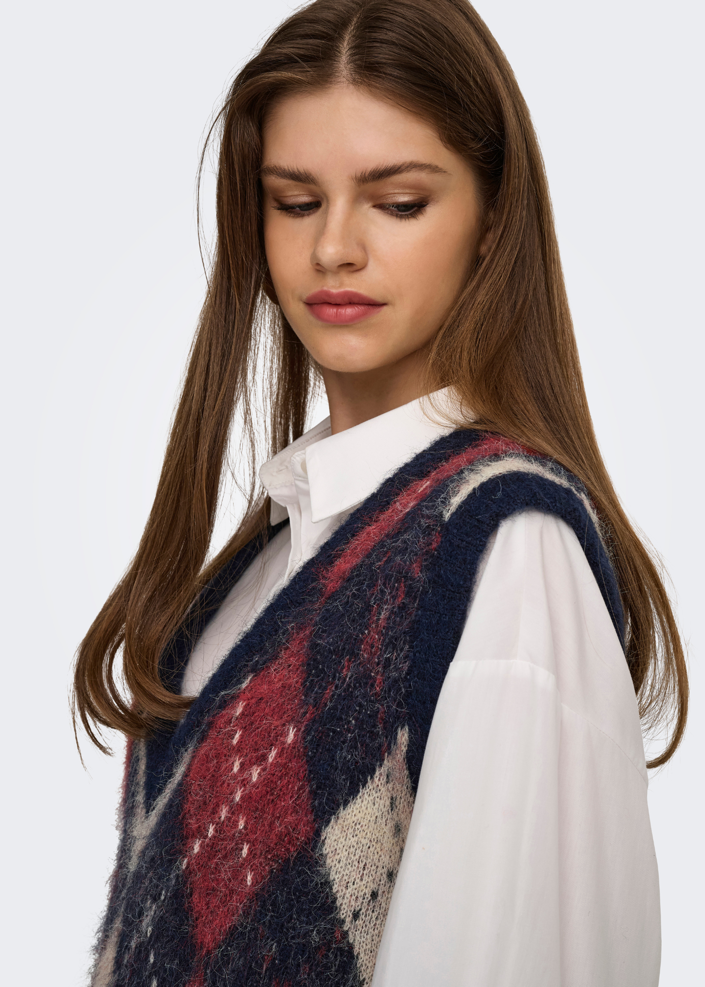 Only - Argyle Knit Vest in Navy and Red