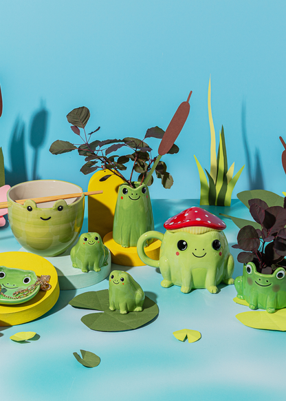 Sass & Belle - Fergus Frog Mug with Mushroom Lid