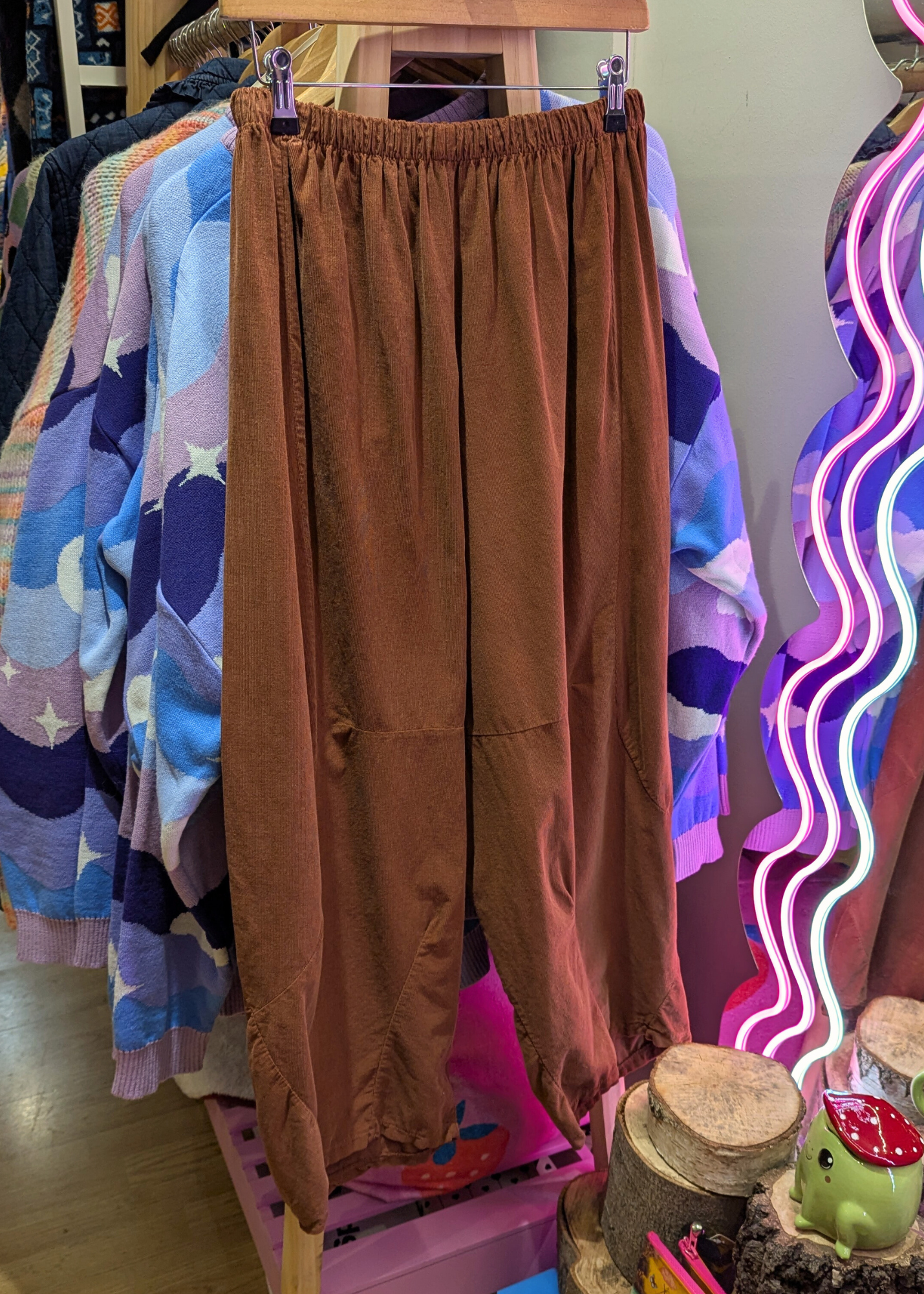 The Edit - Burnt Orange Needle Cord Cocoon Joggers