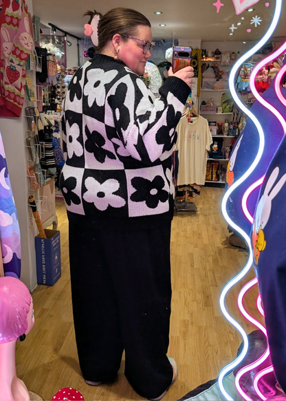 The Edit - Oversized Monochrome Flower Jumper