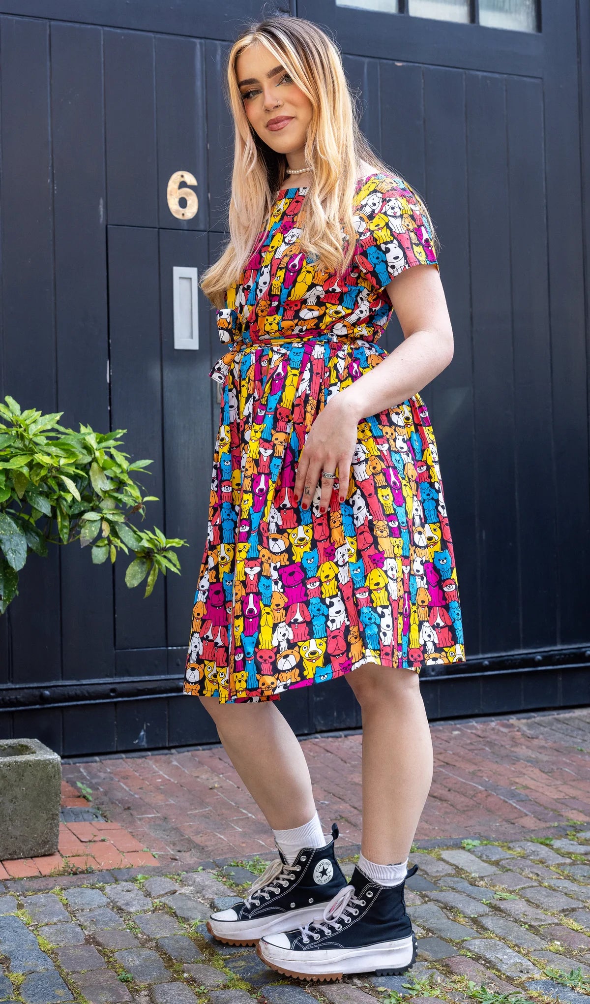 Run & Fly - Finding Fox Dog Stretch Belted Tea Dress With Pockets