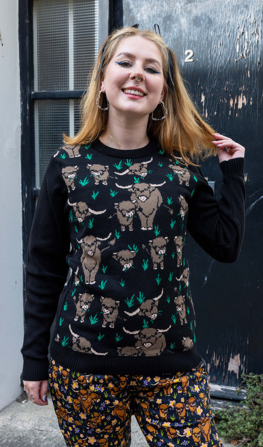 Run & Fly - Highland Cow Jumper