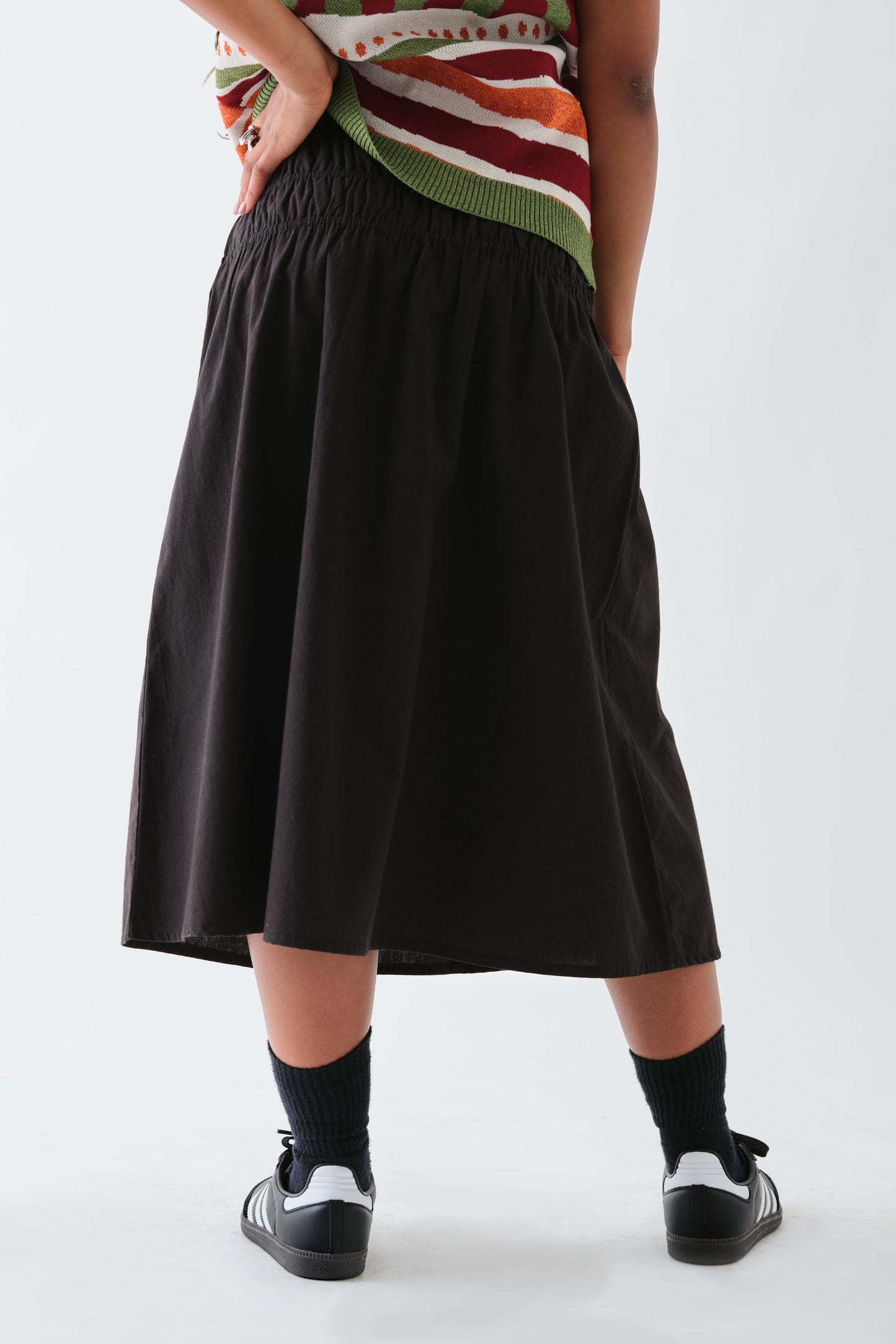 Daisy Street - Black Ruched Waist Midi Skirt