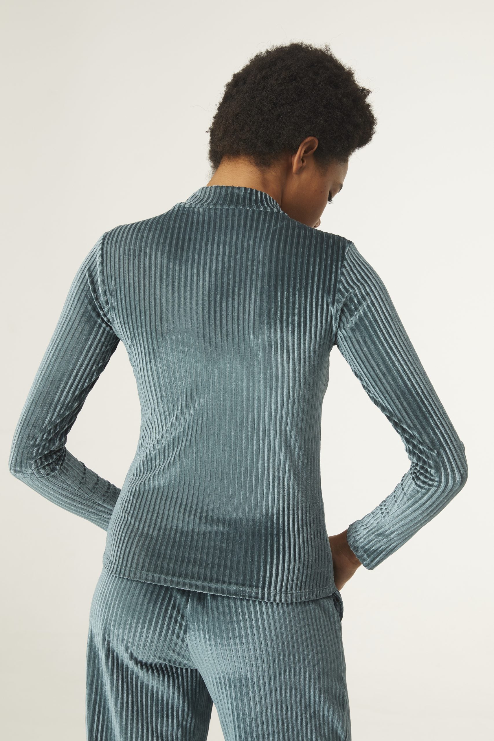 Compañia Fantastica - Dusky Teal Plisse Velvet Top